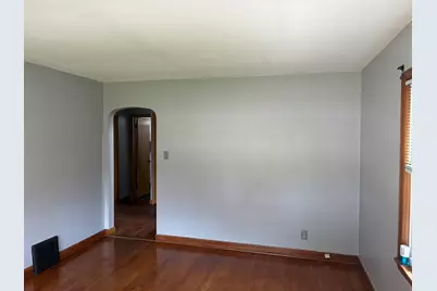 3906 S Kirkwood Ave, Saint Francis, WI 53235 - Photo 21