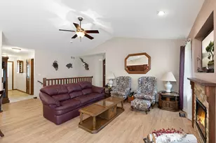 609 4th Ave, Onalaska, WI 54650 - Photo 5