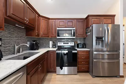 609  4th Ave, Onalaska, WI 54650 - Photo 11