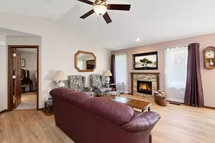 609 4th Ave, Onalaska, WI 54650 - Photo 7