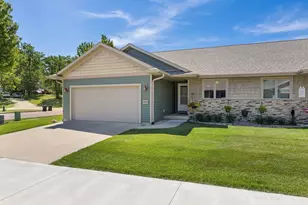 609 4th Ave, Onalaska, WI 54650 - Photo 3