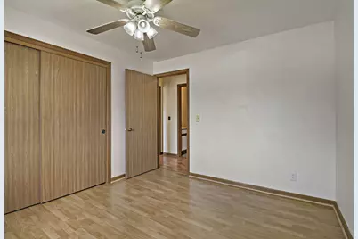 3938  81st St #F, Kenosha, WI 53142 - Photo 13