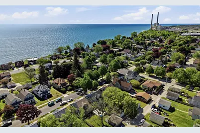2408 S 7th St, Sheboygan, WI 53081 - Photo 35