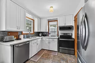 2814 Lasalle St, Racine, WI 53402 - Photo 5