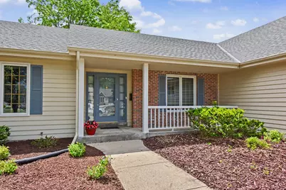 N22W26761  Shooting Star Rd, Pewaukee, WI 53072 - Photo 3
