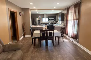 1226 Goold St, Racine, WI 53402 - Photo 9