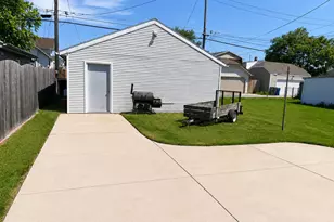 1226 Goold St, Racine, WI 53402 - Photo 23