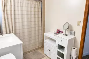 1226 Goold St, Racine, WI 53402 - Photo 9