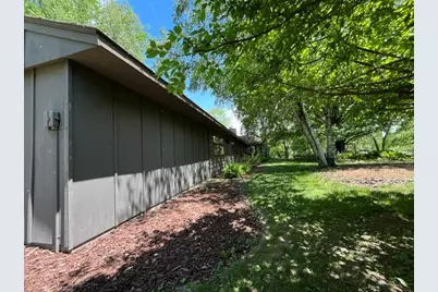 525 S Fourth St, Fort Atkinson, WI 53538 - Photo 7