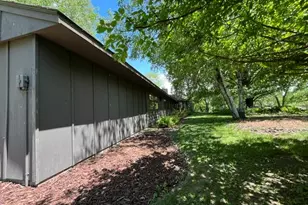 525 S 4th St, Fort Atkinson, WI 53538 - Photo 7