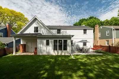 2550 N 93rd St, Wauwatosa, WI 53226 - Photo 25