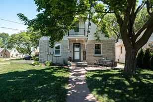 1309 S 91st St, West Allis, WI 53214 - Photo 29