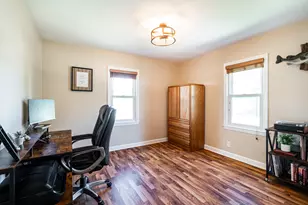 1309 S 91st St, West Allis, WI 53214 - Photo 15