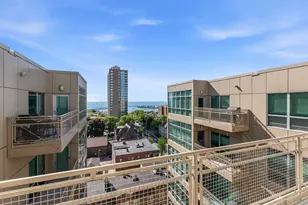 1550 E Royall Pl, Milwaukee, WI 53202 - Photo 37