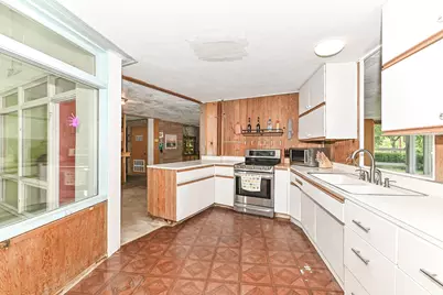 2700 S Root River Pkwy, West Allis, WI 53227 - Photo 17