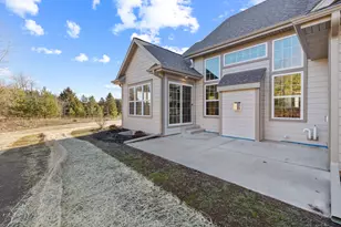 1797 Cedar Ridge Dr, Slinger, WI 53086 - Photo 15