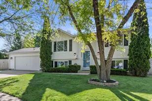 5205 66th Pl, Kenosha, WI 53142 - Photo 1