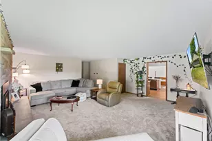 445 E Harvard St, Oconomowoc, WI 53066 - Photo 13