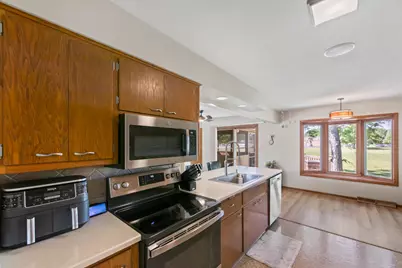 445 E Harvard St, Oconomowoc, WI 53066 - Photo 9