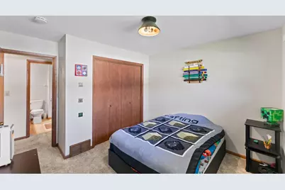 445 E Harvard St, Oconomowoc, WI 53066 - Photo 21