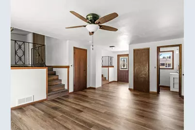 2532  43rd St, Two Rivers, WI 54241 - Photo 3