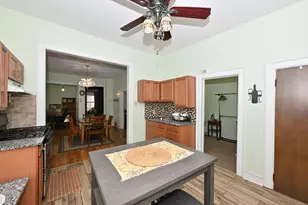 1834 N Dr William Finlayson St, Milwaukee, WI 53212 - Photo 15