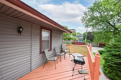 1834 N Dr William Finlayson St, Milwaukee, WI 53212 - Photo 33