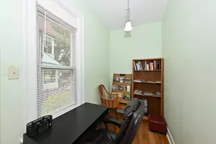 1834 N Dr William Finlayson St, Milwaukee, WI 53212 - Photo 11