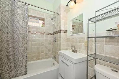 1834 N Dr William Finlayson St, Milwaukee, WI 53212 - Photo 17