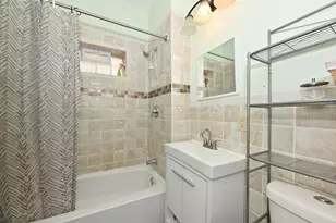 1834 N Dr William Finlayson St, Milwaukee, WI 53212 - Photo 17