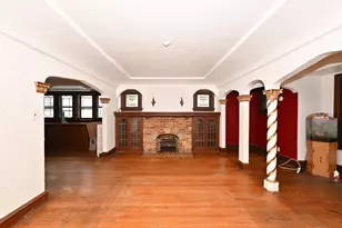 2012 E Newton Ave, Shorewood, WI 53211 - Photo 5