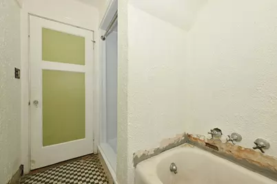 2012 E Newton Ave #2014, Shorewood, WI 53211 - Photo 11
