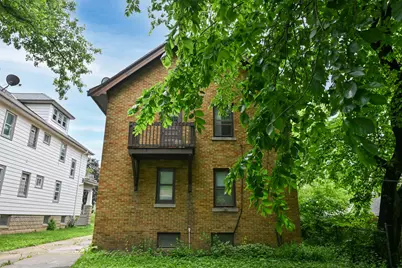 2012 E Newton Ave #2014, Shorewood, WI 53211 - Photo 31