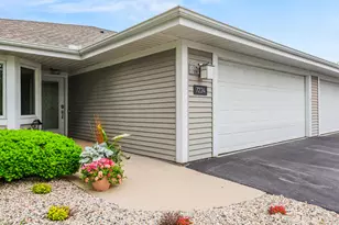 7224 W Mequon Square Dr, Mequon, WI 53092 - Photo 55
