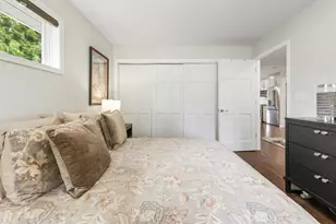 7224 W Mequon Square Dr, Mequon, WI 53092 - Photo 43