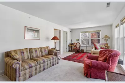 1550 N Warren Ave #113, Milwaukee, WI 53202 - Photo 23