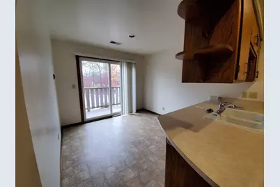 N89W15750 W Main St #5, Menominee, WI 53051 - Photo 3