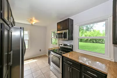 1121  8th Ave, Grafton, WI 53024 - Photo 9