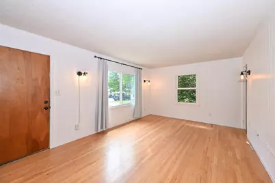 1121  8th Ave, Grafton, WI 53024 - Photo 3