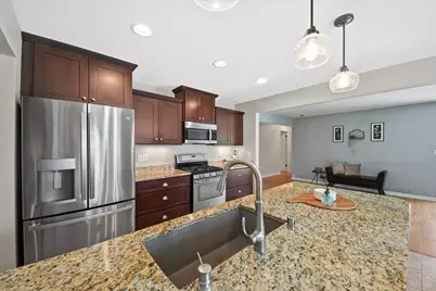 17780  Continental Dr, Brookfield, WI 53045 - Photo 15