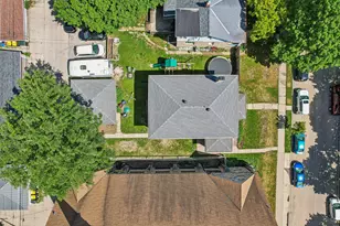 1571 S 74th St, West Allis, WI 53214 - Photo 33