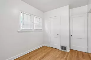 1571 S 74th St, West Allis, WI 53214 - Photo 17