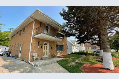 3952 S 43rd St #3954 Upper, Milwaukee, WI 53220 - Photo 1