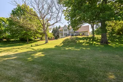 1333 N Riverline Dr, Oconomowoc, WI 53066 - Photo 7