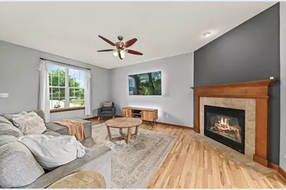 280  Foxglove St, Port Washington, WI 53074 - Photo 3