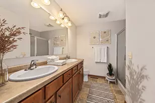 280 Foxglove St, Port Washington, WI 53074 - Photo 15