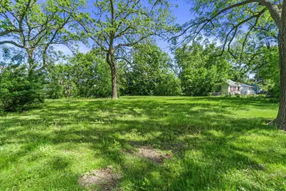 3021  Washington Rd, Kenosha, WI 53140 - Photo 29