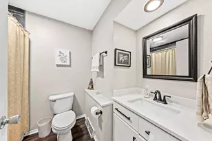 3739 W Parnell Ave, Milwaukee, WI 53221 - Photo 19