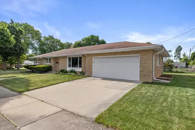 7701 W Warnimont Ave, Milwaukee, WI 53220 - Photo 33