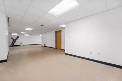7701 W Warnimont Ave, Milwaukee, WI 53220 - Photo 31